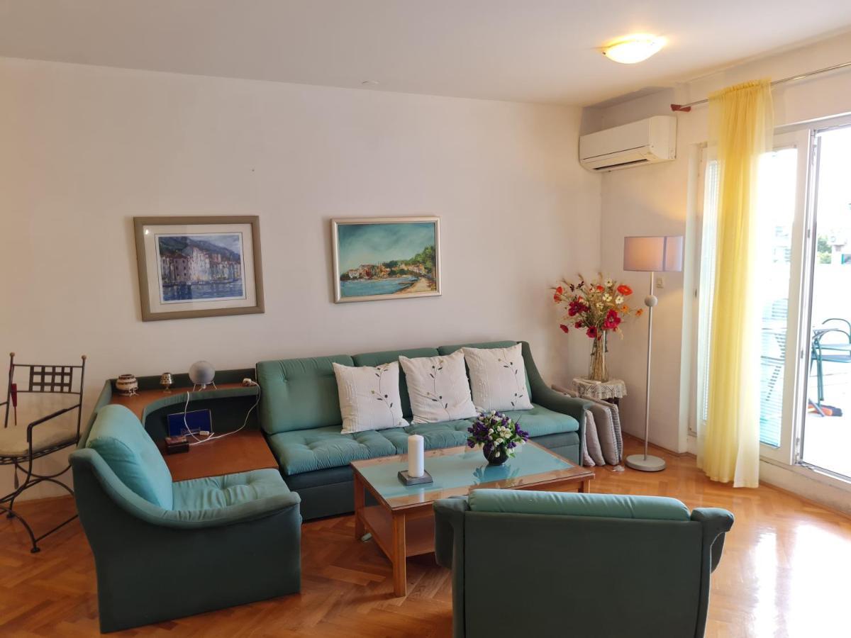 Apartment Silva, 50M From Beach Makarska Exterior photo